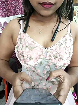 Snapshot of Sweet_Mahii chatting on February 27, 6:08 pm Sweet Mahii online show from February 27, 6:08 pm