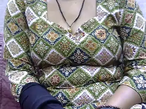 HOTY SAPNA02sCyOz9QcTD online show from May 7, 9:58 am