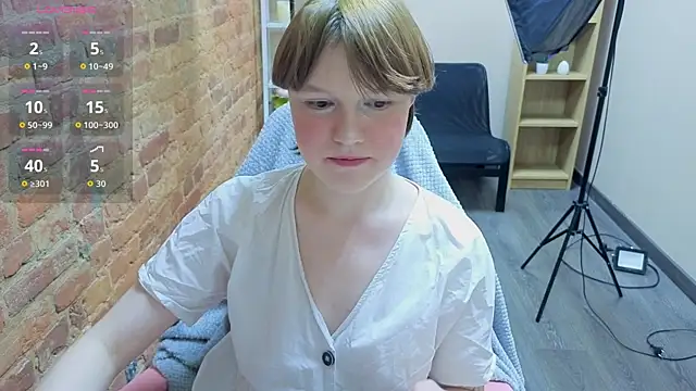  DreamLuna1  online show from April 17, 3:04 pm