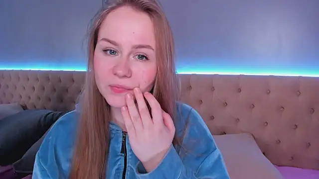 stacy moorex online show from May 22, 8:36 pm