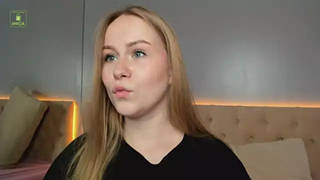 stacy moorex online show from May 30, 8:28 pm