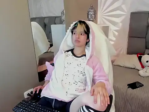 RedHood 1 online show from March 5, 3:57 am