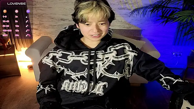 RedHood 1 online show from March 13, 12:12 pm