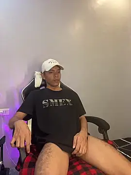 Snapshot of asian_darlingcummersxXx chatting on March 28, 12:43 am asian darlingcummersxXx online show from March 28, 12:43 am