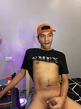 Snapshot of asian_darlingcummersxXx chatting on March 28, 7:02 pm asian darlingcummersxXx online show from March 28, 7:02 pm