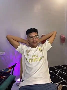 Snapshot of asian_darlingcummersxXx chatting on April 14, 1:11 am asian darlingcummersxXx online show from April 14, 1:11 am