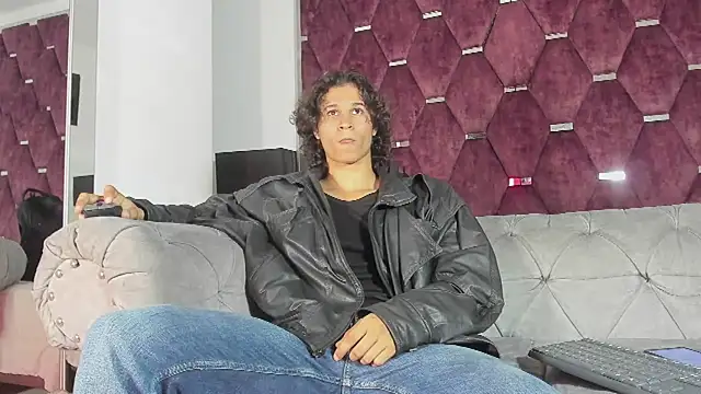 TonyBenedetti online show from May 10, 7:52 pm