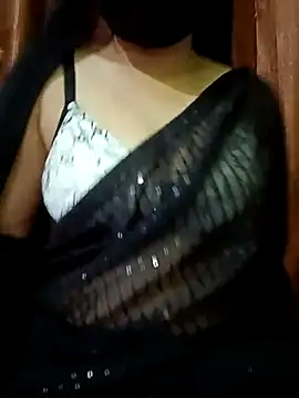 Snapshot of Kritika05 chatting on April 7, 3:01 pm Kritika05 online show from April 7, 3:01 pm