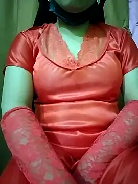 Snapshot of Kritika05 chatting on April 11, 5:50 pm Kritika05 online show from April 11, 5:50 pm