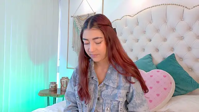 Snapshot of Sara_funy chatting on July 13, 12:30 pm Sara funy online show from July 13, 12:30 pm