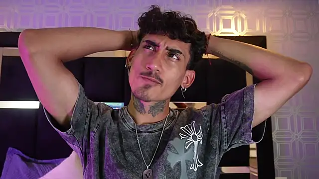 Snapshot of Dark_Eros_ chatting on March 14, 7:41 pm Dark Eros online show from March 14, 7:41 pm