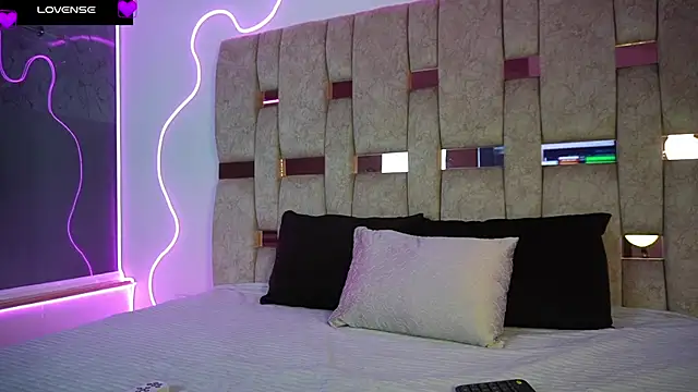 Snapshot of Petitte_Mussa chatting on April 9, 3:50 am Petitte Mussa online show from April 9, 3:50 am