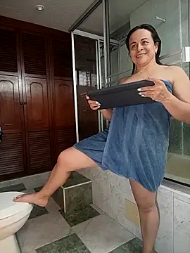 Snapshot of iliy_perverted chatting on May 11, 4:04 pm iliy perverted online show from May 11, 4:04 pm