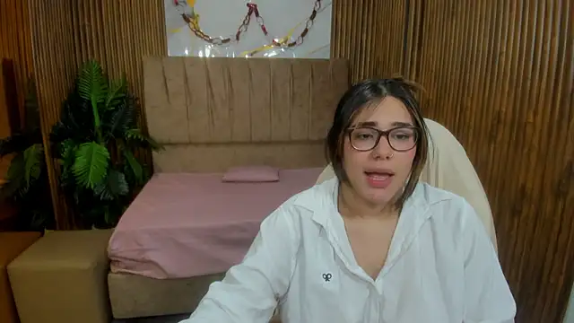 Isiis tay online show from March 25, 4:02 pm