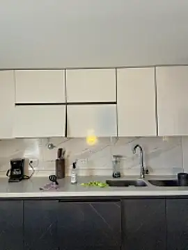 Snapshot of bruno_west chatting on February 27, 10:21 pm bruno west online show from February 27, 10:21 pm