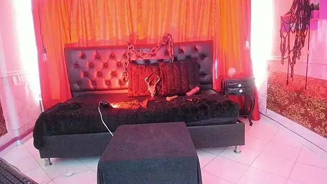 Snapshot of Lilith_madame_satan chatting on May 9, 6:46 pm Lilith madame satan online show from May 9, 6:46 pm