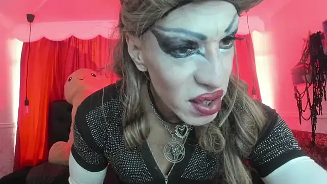Snapshot of Lilith_madame_satan chatting on June 17, 9:49 pm Lilith madame satan online show from June 17, 9:49 pm
