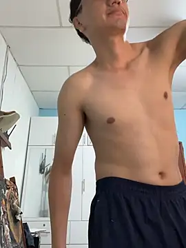 Snapshot of Gonzalogz chatting on April 13, 4:34 pm Gonzalogz online show from April 13, 4:34 pm