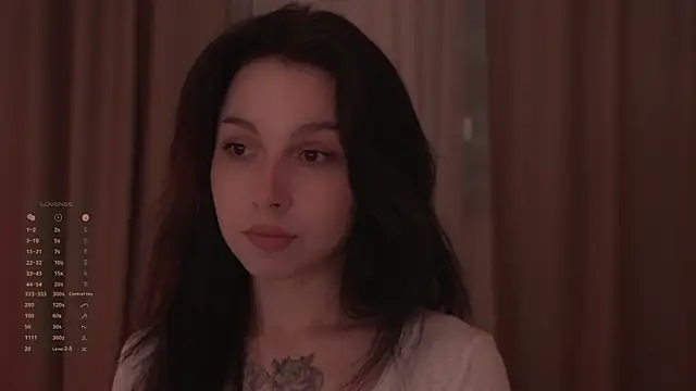 Snapshot of Akaruiiii chatting on March 2, 1:41 am Akaruiiii online show from March 2, 1:41 am