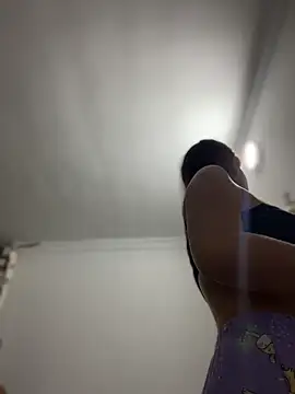 MiluRossee online show from April 4, 8:12 am