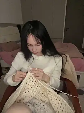 Snapshot of DD-5200 chatting on February 27, 7:47 pm DD-5200 online show from February 27, 7:47 pm