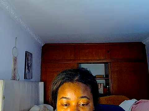 Snapshot of I_Am_Babby_g chatting on February 25, 4:22 am I Am Babby g online show from February 25, 4:22 am