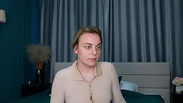 Glow Margo online show from March 6, 1:46 am