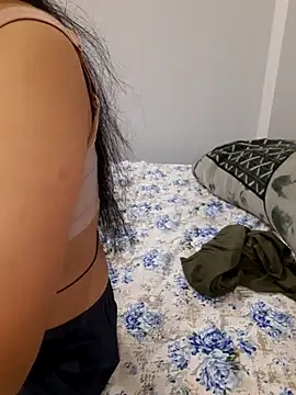 NeetuKumri online show from April 7, 5:24 pm