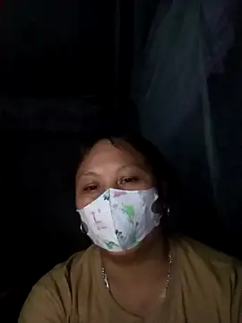 Snapshot of Heylen_hooo chatting on February 28, 2:40 pm Heylen hooo online show from February 28, 2:40 pm