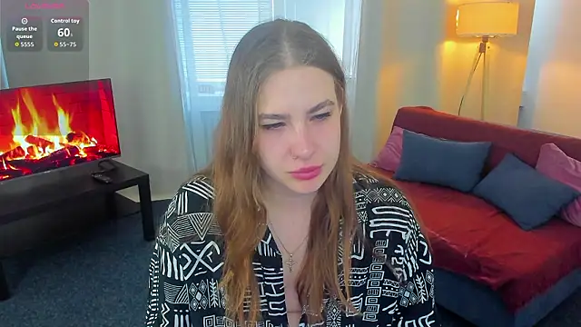 EmilyBlazee online show from March 5, 2:35 pm