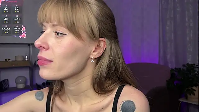 RosaMoore online show from April 21, 3:07 pm