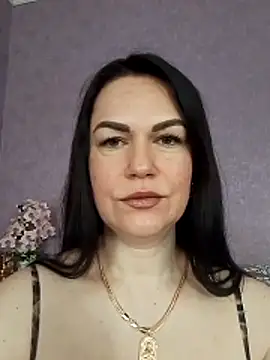 Snapshot of AmyLove471 chatting on April 11, 9:35 am AmyLove471 online show from April 11, 9:35 am