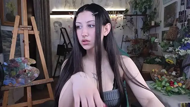 EffieMeowley online show from April 11, 9:24 am