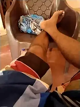 sathish2895 online show from April 22, 9:11 am