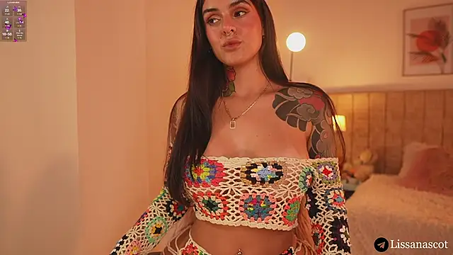 Lissanascott online show from April 10, 8:13 pm