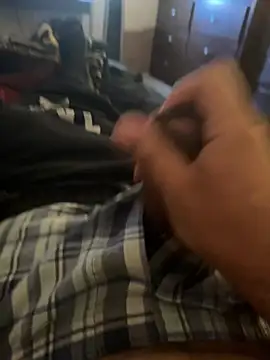 brownbonegangsta13 online show from February 25, 7:12 pm