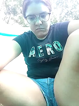 single kitten online show from March 4, 12:11 pm