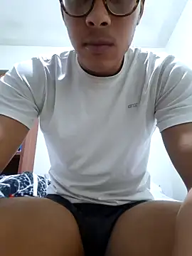 SweetMig online show from February 28, 4:13 am