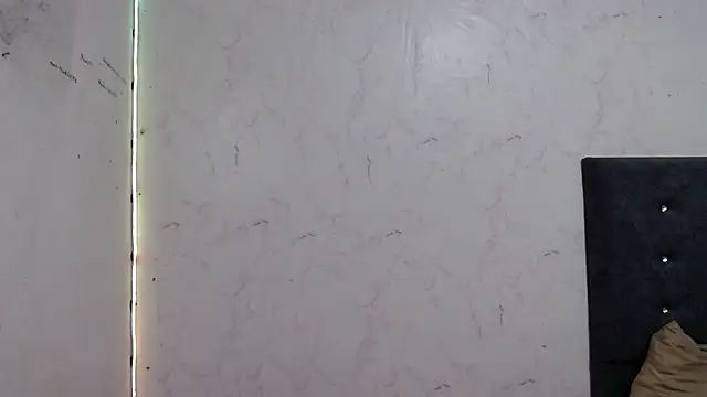 Snapshot of DULCETENTACIONTS chatting on February 27, 10:21 pm DULCETENTACIONTS online show from February 27, 10:21 pm