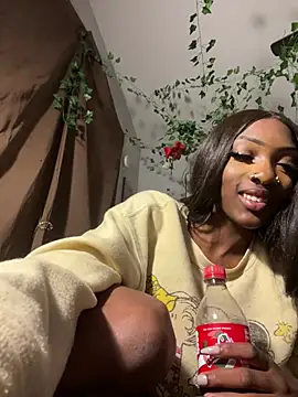 Snapshot of Loopsies chatting on March 16, 11:31 pm Loopsies online show from March 16, 11:31 pm