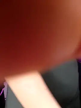 Snapshot of ritzabeth_daniel chatting on April 10, 2:28 am ritzabeth daniel online show from April 10, 2:28 am