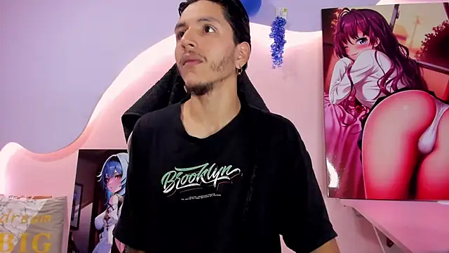 Snapshot of DanteLuxx chatting on March 30, 4:02 am DanteLuxx online show from March 30, 4:02 am