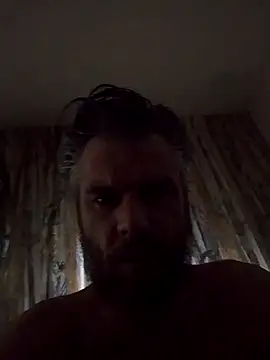 Hornybalkanmen12 online show from May 17, 6:26 pm