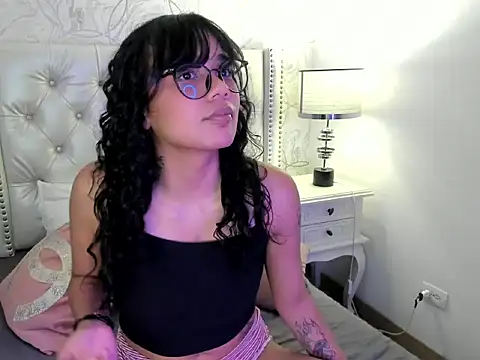 Snapshot of star_angel_7 chatting on February 26, 11:15 pm star angel 7 online show from February 26, 11:15 pm