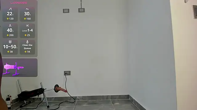 yerliss petitee online show from March 18, 12:52 pm