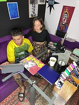 parejahot77 online show from March 20, 3:33 am