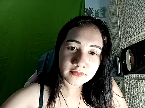 missrica13 online show from March 10, 7:24 am