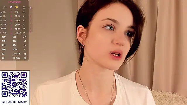 Snapshot of RuthButtery chatting on June 1, 5:36 pm RuthButtery online show from June 1, 5:36 pm