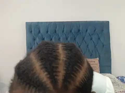 Snapshot of CooperHott chatting on February 27, 10:04 am CooperHott online show from February 27, 10:04 am