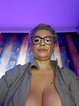 Snapshot of LunaBlaise chatting on February 26, 12:59 pm LunaBlaise online show from February 26, 12:59 pm